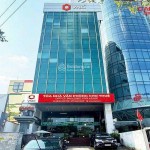 Bán nhà Bạch Mã, Q.10. DT: 14m x 25m. KC: 2 tầng. Tiện xây mới. Giá: 60 tỷ