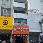 SIÊU VỊ TRÍ ! Bán nhà Mặt Tiền Hai Bà Trưng ngay chợ Tân Định Quận 3. 4,22m x 17m nở hậu 8,9m. 4 Tầng HĐT 80tr/th. Giá 49 Tỷ