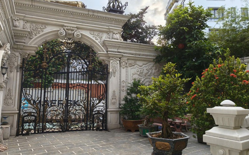 Bán biệt thự đường Bành Văn Trân, Tân Bình - 11x34m - cn: 325m2 - hầm 3 tầng - giá 60 tỷ