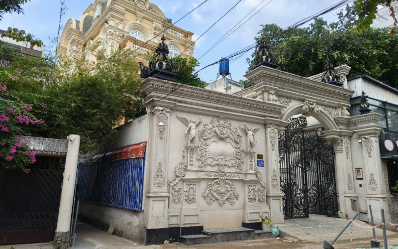 Bán Biệt Thự Siêu Đẹp Hẻm 149/14 Bành Văn Trân ,P.7, Quận Tân Bình - Diện tích 11x34 , công nhận 325m2 - Kết cấu : 1 Hầm 3 tầng ,- Giá: 66 tỷ TL