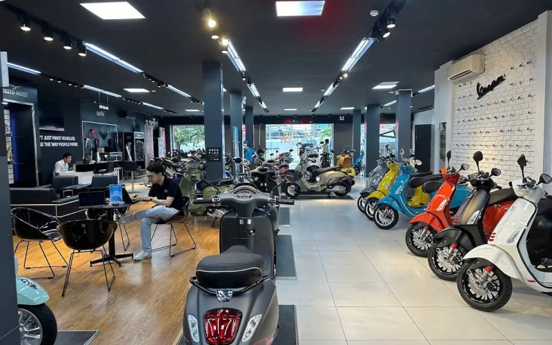 Bán Khuôn Đất Vàng Mặt tiền Cộng Hoà P.13 Quận Tân Bình. 27m x 45m. CTXD Cao. Đang cho thương hiệu thuê 300tr/th.Giá 280 Tỷ