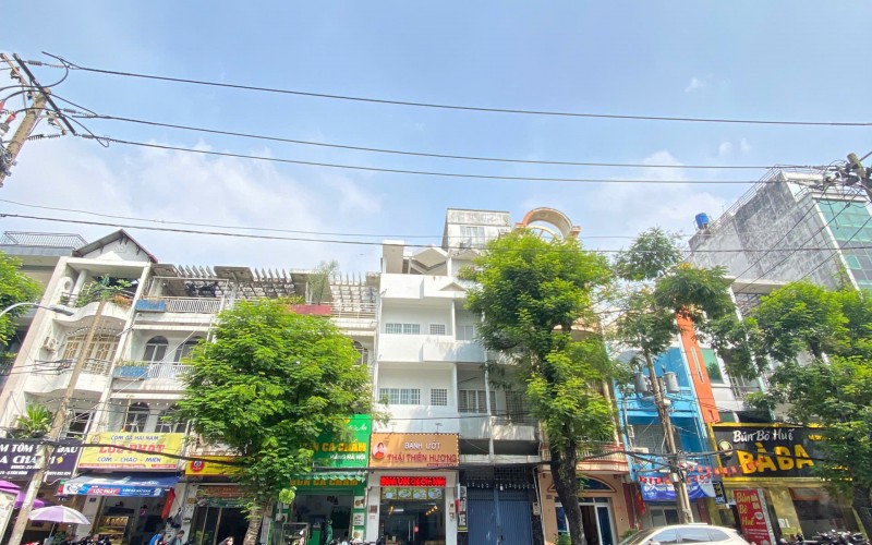 Bán Nhà Mặt Tiền 47 Bàu Cát Đôi, 4m x 20m, 5 Tầng, Sẵn HĐT 45 triệu