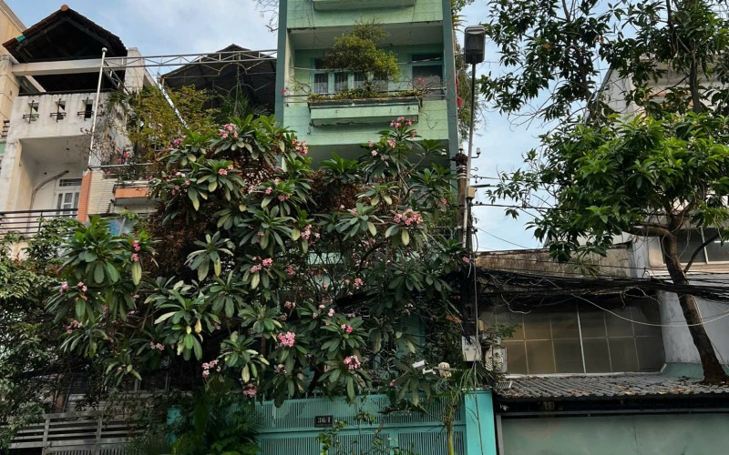 Bán Nhà Mặt Tiền 69 Chấn Hưng, 4,7m x 20m, 5 Tầng, Ngay Khu Bắc Hảii Quận 10