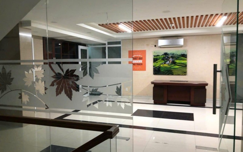 Bán tòa nhà MT hẻm Bùi thị Xuân, Tân Bình -  10x20m - CN: 193M2 - Hầm 5 tầng - HĐT: 100 tr/th - giá: 58 tỷ