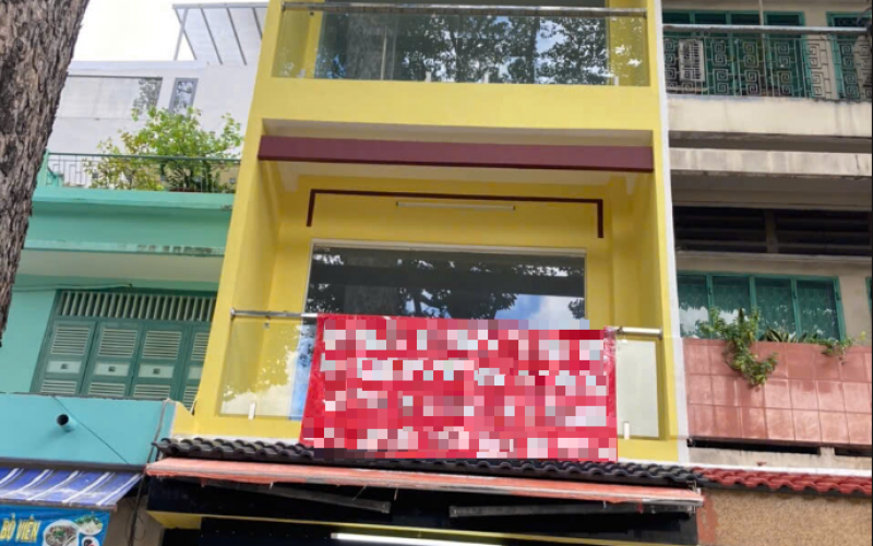 Căn nhà trung tâm của Trung tâm, đia chỉ Ngay Nguyễn Bỉnh Khiêm, 7x13 - 3 tầng - 17 tỷ