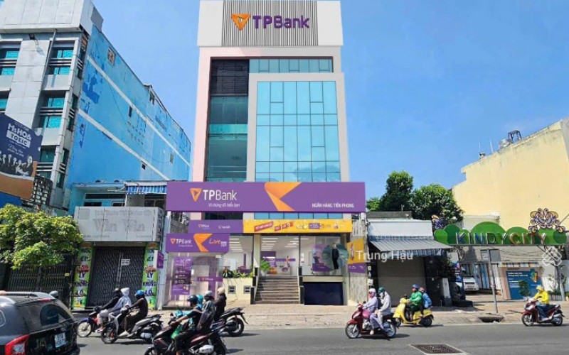 Cực Hiếm ! Bán Toà Building Cộng Hoà P.13 Quận Tân Bình. 11m x 26m. Hầm 6 Tầng. HĐT 270tr/th - 7 Năm . Giá 120 Tỷ