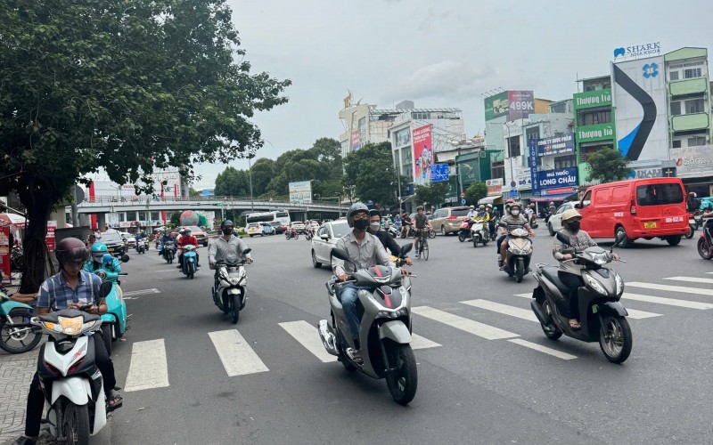 Hàng Hiếm ! Bán Nhà Mặt Tiền Hoàng Văn Thụ P.2 Quận Tân Bình. 4,7m x 17m nở hậu 7,3m. 5 Tầng. HĐT 84tr/th. Giá 35 Tỷ thương lượng