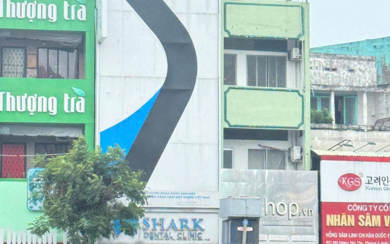 Hàng Hiếm ! Bán Nhà Mặt Tiền Hoàng Văn Thụ P.2 Quận Tân Bình. 4,7m x 17m nở hậu 7,3m. 5 Tầng. HĐT 84tr/th. Giá 35 Tỷ thương lượng