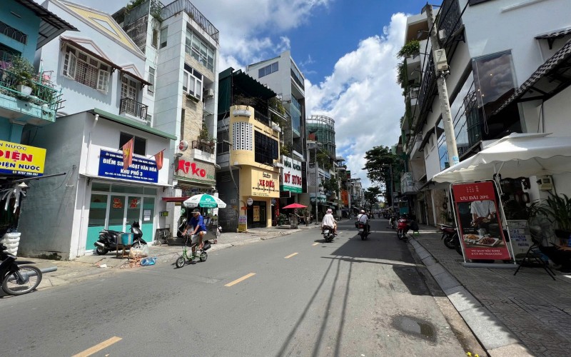 KHUÂN ĐẤT VIP TRẦN KHẮC CHÂN 15X34M NỞ HẬU 21M GIÁ 350 TỶ TL, KC: HẦM + 12 TẦNG