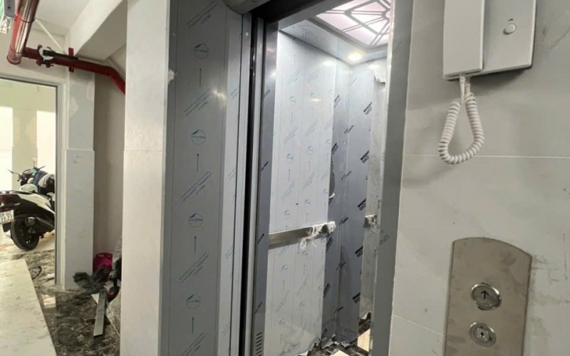 Ngộp bank góc 2 MT Tân Hương 9 x 20m 6 tầng HĐT: 100tr/th giá chỉ 3X tỷ