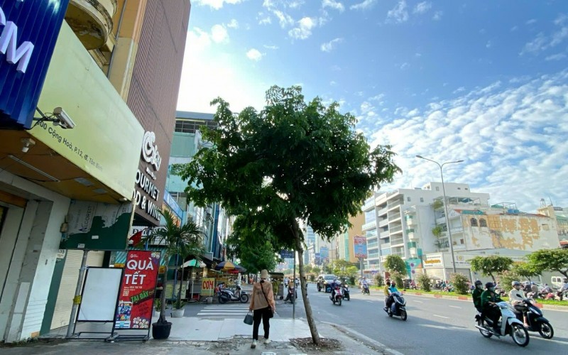 Siêu Hot Bán Cặp Nhà Mặt Tiền Cộng Hoà Quận Tân Bình. 8m x 20,5m. CTXD Cao. Giá 53 tỷ 500