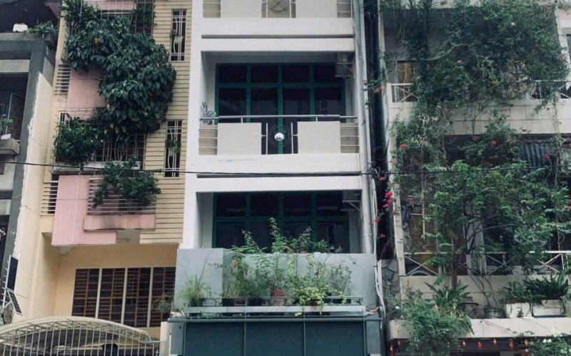 SIÊU PHẨM 2 MẶT TIỀN TRƯỚC SAU NGAY TRẦN QUANG KHẢI - QUẬN 1.