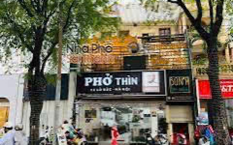 SIÊU VIP MT BÀ HUYỆN THANH QUAN-Q3. DT: 8X26M CÓ HĐT 175TR/TH. GIÁ TỐT CHỈ 205 TỶ