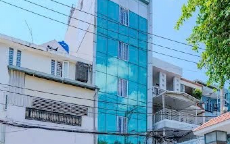 Tòa CHDV Phan Thúc Duyện |  5,5x18m | 5 Tầng | Thuê: 120tr/tháng |