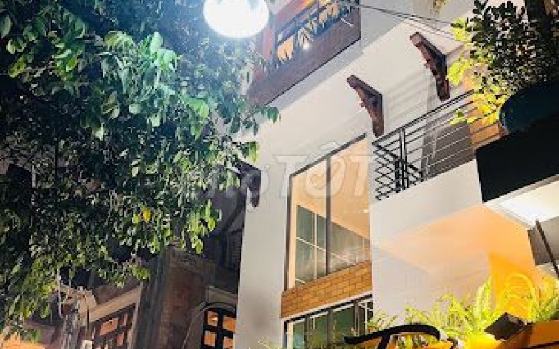 Tòa nhà góc 2 MT ngay Nam Kỳ Khởi Nghĩa Q3 | 8x25m | 6 tầng | HĐT: 180 tr/tháng