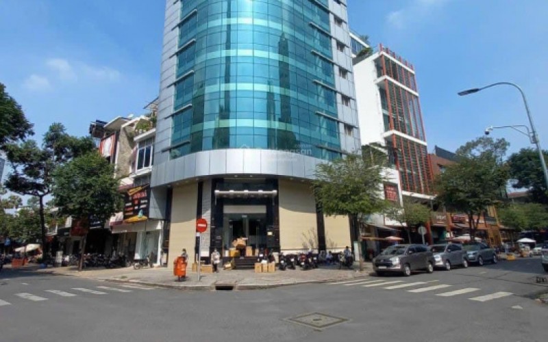 Toà nhà Góc 2MT Lê Văn Sỹ / 7.3 x 20m / Hầm 6 Tầng / HĐT: 120tr/tháng /