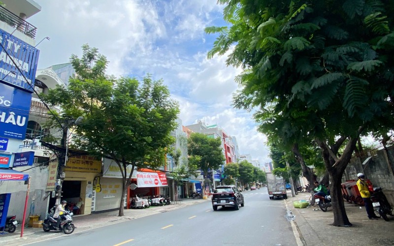 Toà Nhà Mới Xây ! Bán Building Trương Công Định Quận Tân Bình. 8,2m x 15m. Hầm 7 Tầng. Mới Đẹp. Giá 62 Tỷ thương lượng